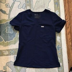 Figs women’s one pocket scrub top